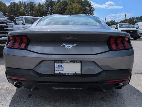 New 2025 Ford Mustang Coupe image 5