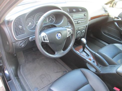 Used 2008 Saab 9-3 2.0T w/ Moonroof Package FWD image 11