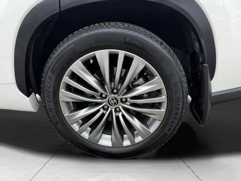 Used 2021 Toyota Highlander Platinum image 75