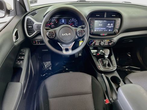 Used 2022 Kia Soul LX w/ Technology Package FWD image 20