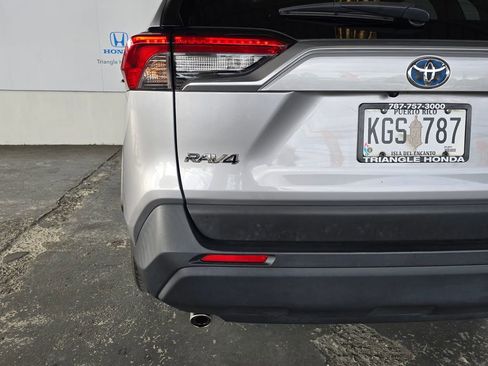 Used 2023 Toyota RAV4 LE AWD/4WD image 37
