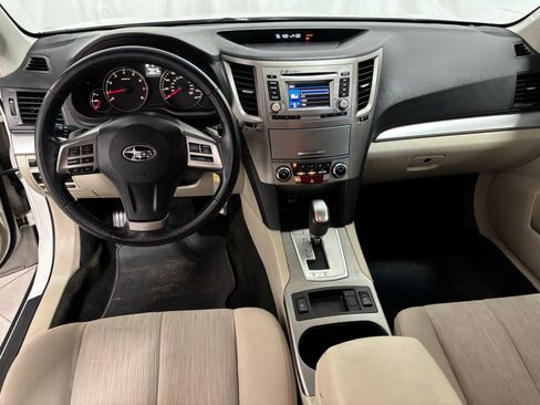 Used 2014 Subaru Outback 2.5i Premium image 19