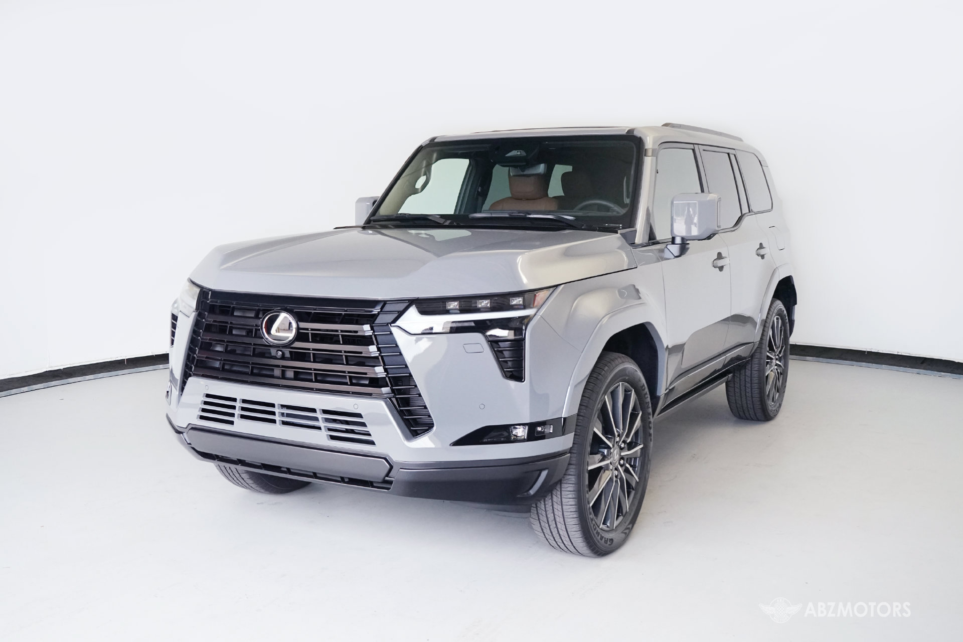 Used 2026 Lexus GX 550 AWD/4WD image 2