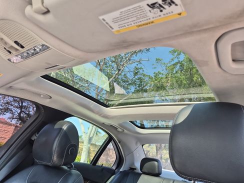 Used 2015 Mercedes-Benz C 300 4MATIC Sedan image 19