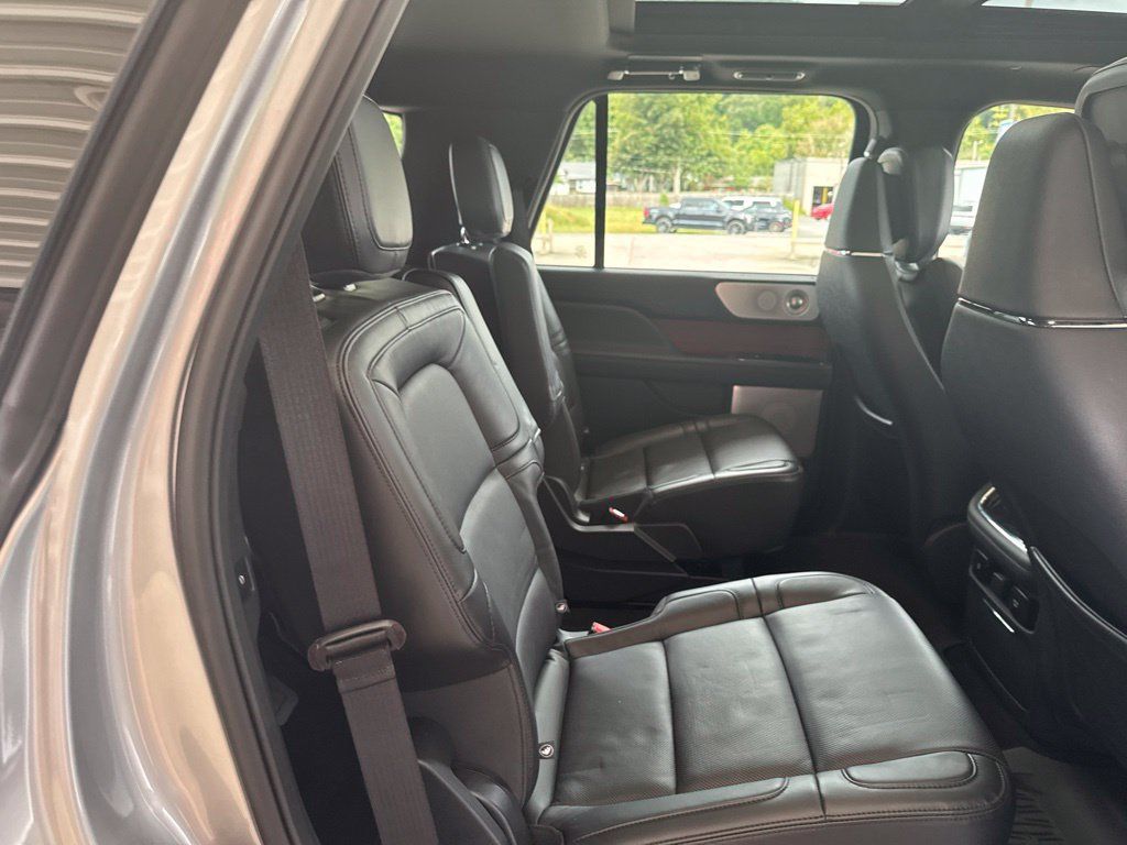 Used 2024 Lincoln Navigator Reserve AWD/4WD image 26