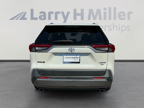 Certified 2019 Toyota RAV4 Limited w/ Cold Weather Package AWD/4WD image 4