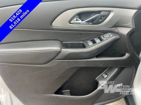 Used 2018 Chevrolet Traverse RS image 11