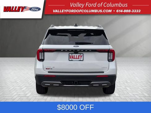 New 2025 Ford Explorer Active w/ Active Comfort Package AWD/4WD image 8