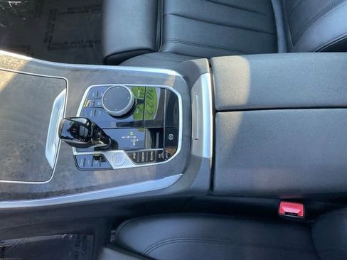 Used 2022 BMW X5 xDrive40i w/ Parking Assistance Package image 20