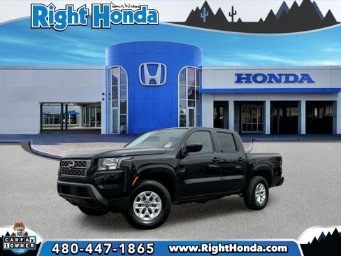 Used 2024 Nissan Frontier SV image 1