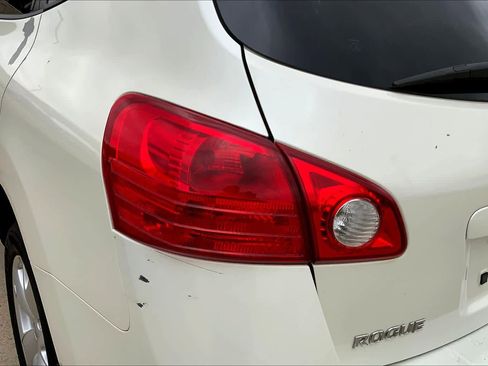 Used 2009 Nissan Rogue SL w/ Leather Pkg image 27