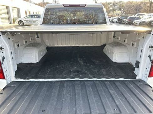 Used 2022 Chevrolet Silverado 1500 LT image 26