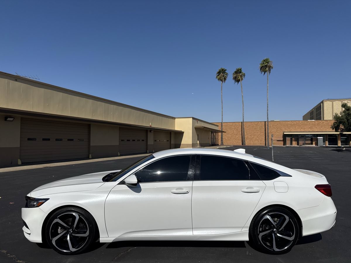 Used 2018 Honda Accord Sport image 4