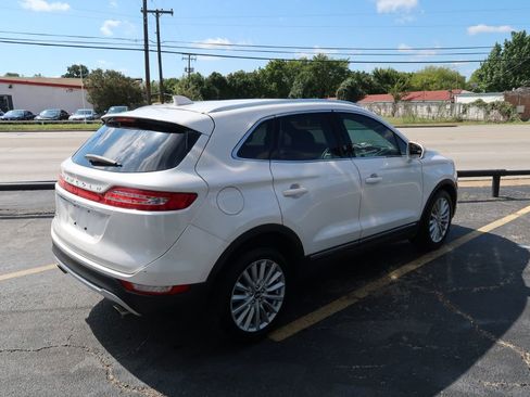 Used 2019 Lincoln MKC Premiere image 3