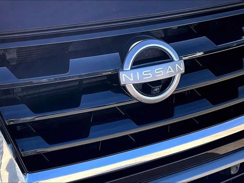 Used 2022 Nissan Armada SL image 29