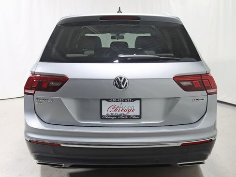 Used 2019 Volkswagen Tiguan SEL w/ 3rd Row Seat Package image 13