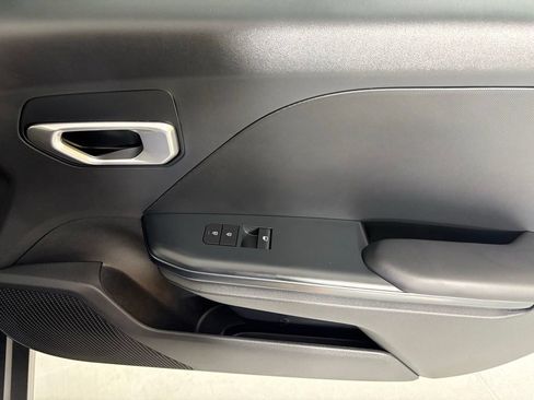New 2026 Kia K4 FWD image 13