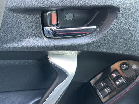 Used 2019 Toyota 86 image 11