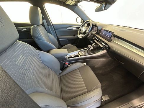 New 2025 Alfa Romeo Tonale image 11