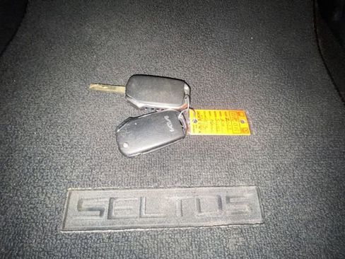 Used 2023 Kia Seltos LX AWD/4WD image 27