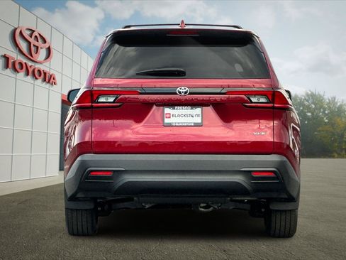 Certified 2026 Toyota Grand Highlander FWD image 4