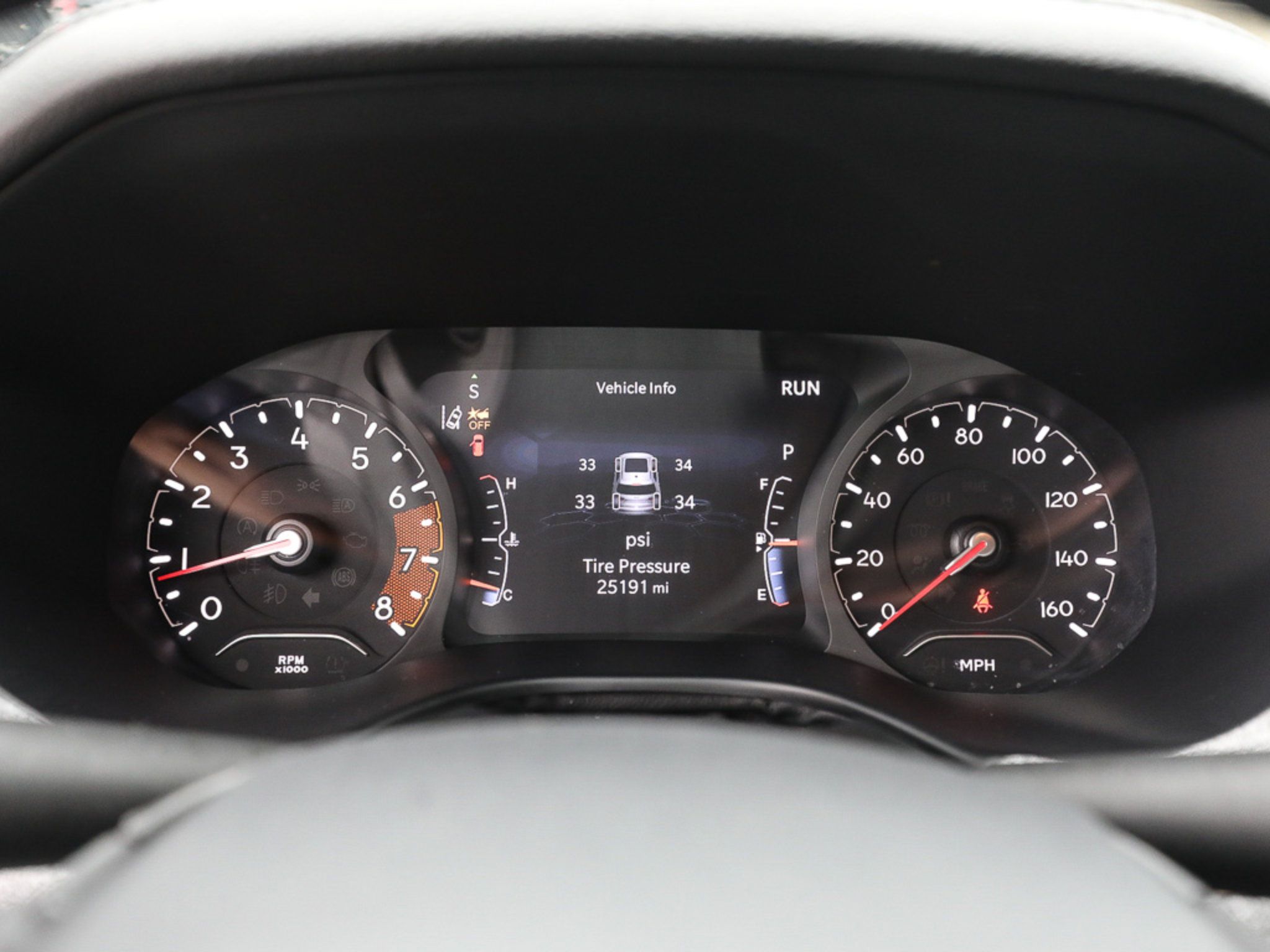 Used 2023 Jeep Compass Latitude AWD/4WD image 14