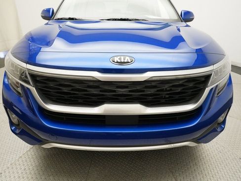 Used 2021 Kia Seltos SX w/ SX Sunroof Package image 21