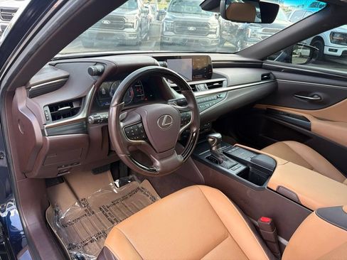 Used 2019 Lexus ES 350 w/ Premium Package FWD image 12
