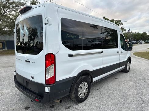 Used 2025 Ford Transit 350 XLT image 3