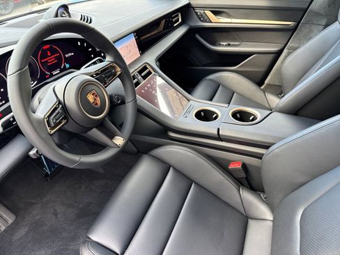 New 2026 Porsche Taycan GTS image 4