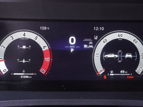 Used 2025 Toyota Tacoma TRD Sport AWD/4WD image 21
