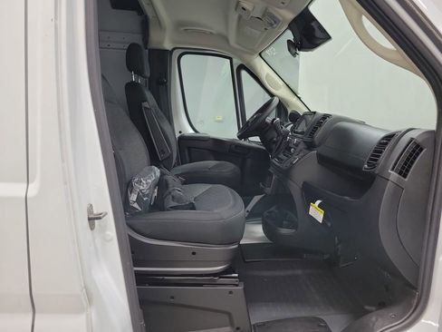 Used 2024 RAM ProMaster 2500 image 9
