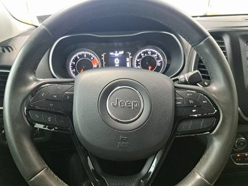 Used 2020 Jeep Cherokee Latitude Plus AWD/4WD image 10
