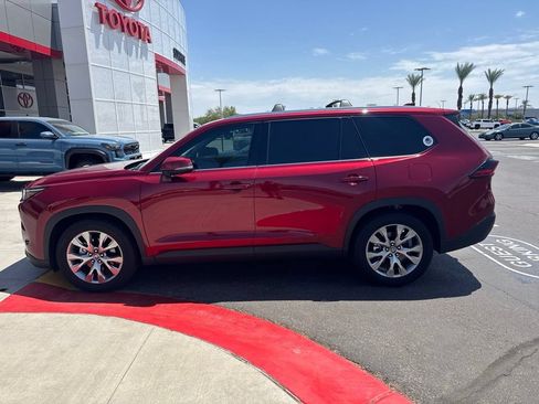 Used 2025 Toyota Grand Highlander AWD Hybrid image 7