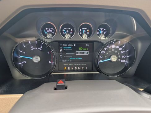 Used 2012 Ford F250 Lariat w/ Lariat Ultimate Pkg AWD/4WD image 15
