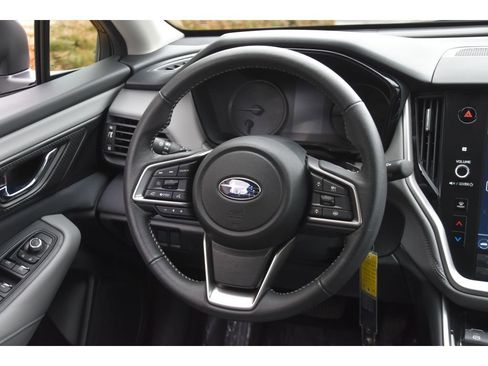 Certified 2025 Subaru Outback Premium w/ Popular Package #1A image 16