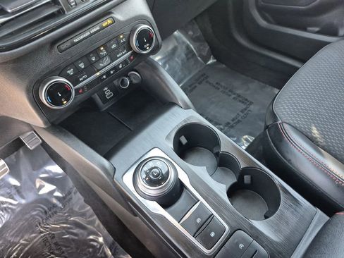 Used 2024 Ford Escape ST-Line image 10