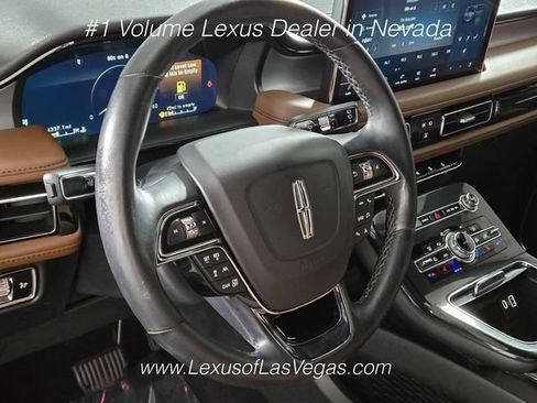 Used 2023 Lincoln Nautilus Reserve FWD image 31