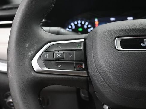 Used 2024 Jeep Compass Limited AWD/4WD image 9