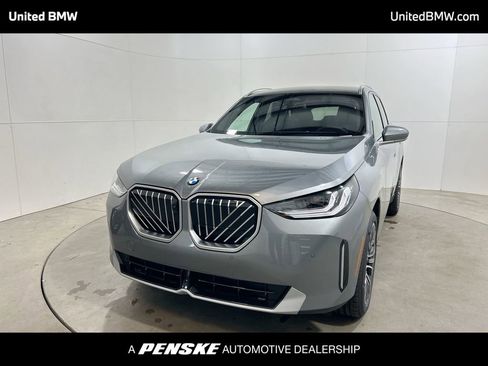 Used 2025 BMW X3 xDrive30i w/ Premium Package image 1