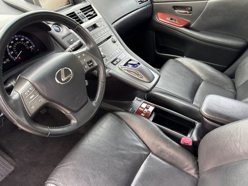 Used 2010 Lexus HS 250h Premium image 4
