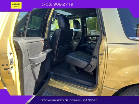 Used 2016 Lincoln Navigator L Select AWD/4WD image 8