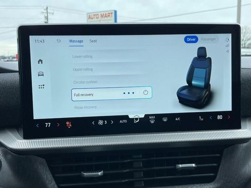 Used 2025 Ford Explorer Platinum w/ LUX Leather Package image 46