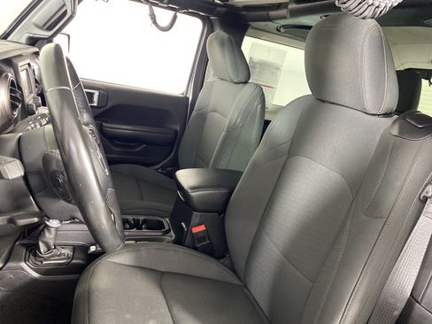 Used 2020 Jeep Wrangler Sport AWD/4WD image 16
