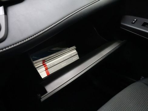 Used 2018 Toyota RAV4 XLE image 33