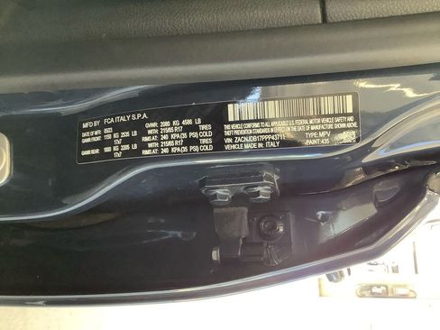 Used 2023 Jeep Renegade Latitude AWD/4WD image 20
