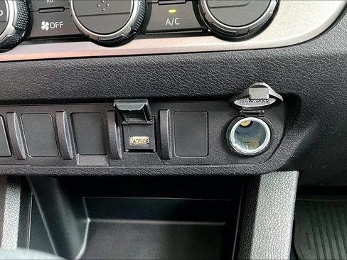 Certified 2023 Toyota Tacoma SR AWD/4WD image 19