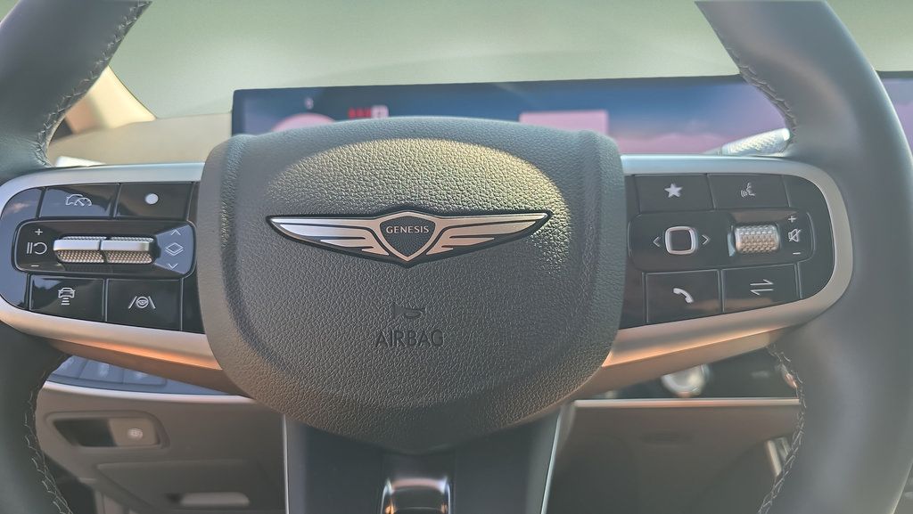Used 2026 Genesis GV70 2.5T AWD/4WD image 17