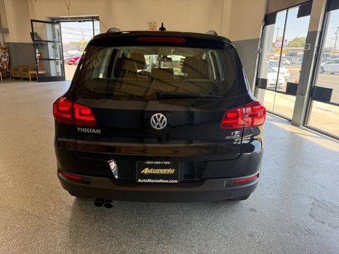 Used 2017 Volkswagen Tiguan S AWD/4WD image 6