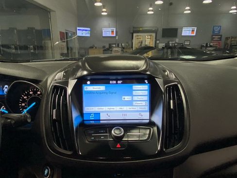 Used 2019 Ford Escape SEL AWD/4WD image 21